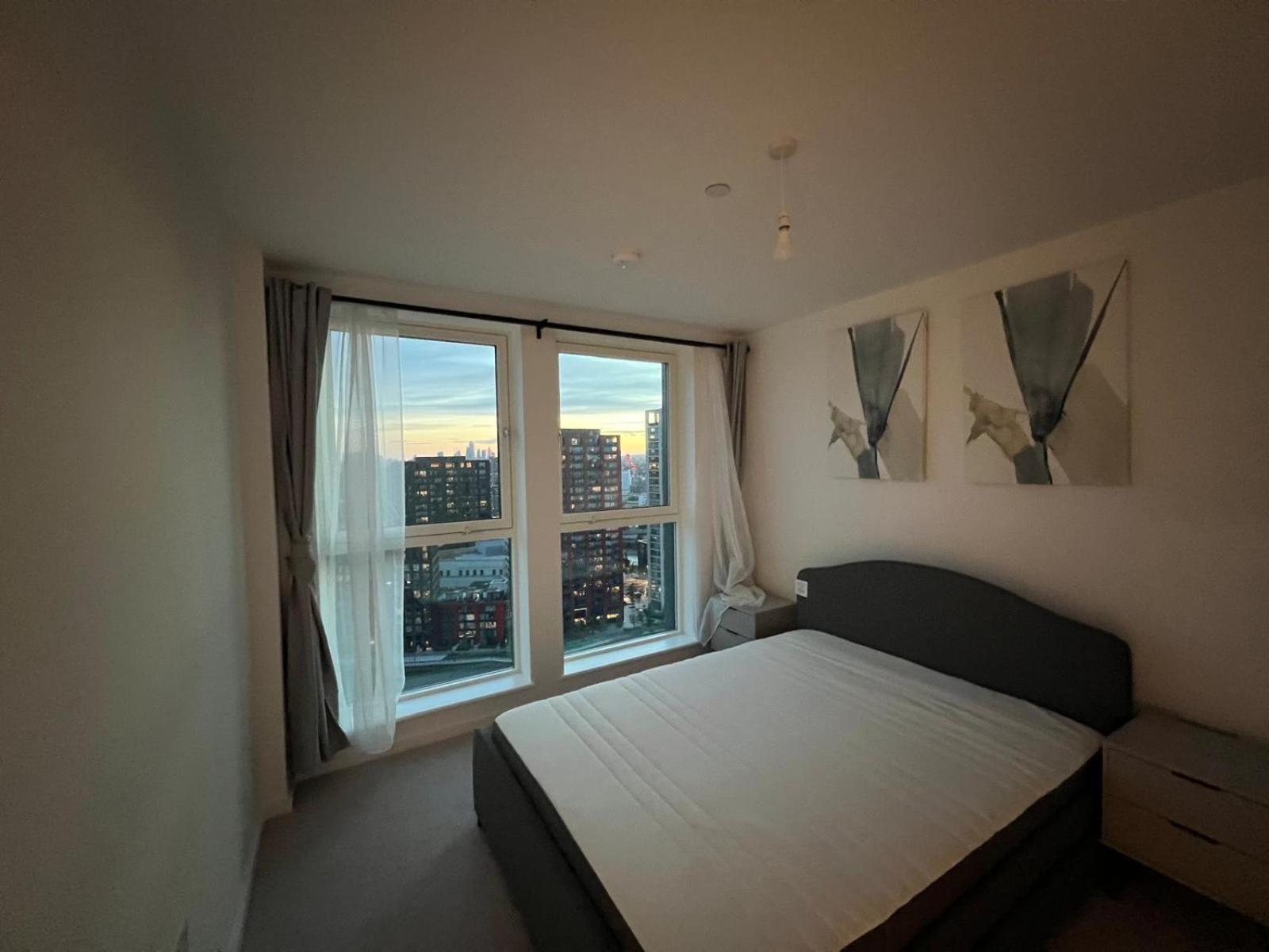 Ac Luxe Penthouse With Free Parking Apartment ลอนดอน ภายนอก รูปภาพ